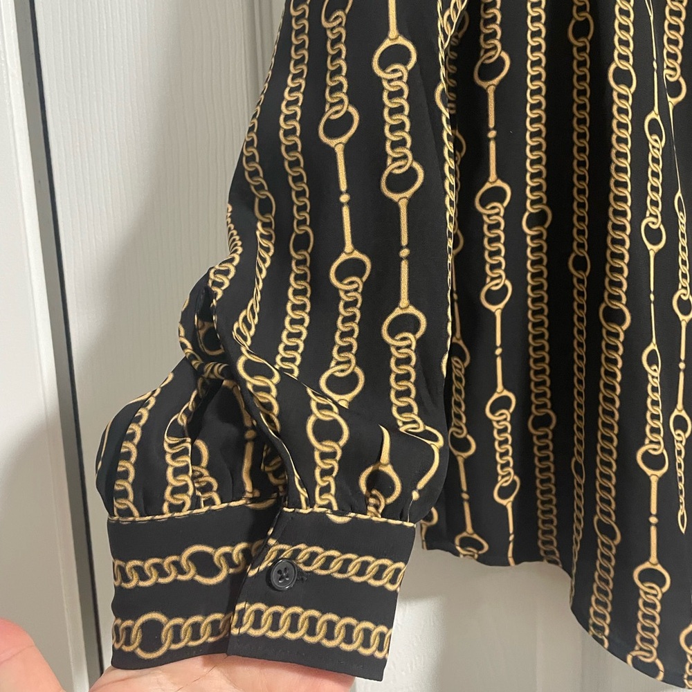 Banana Republic chain printed blouse with neck tie - Picture 4 of 5